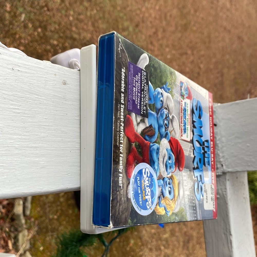 The Smurfs DVD & Blu-Ray Movie DVD 📀 Bundle (2) - Picture 9 of 16